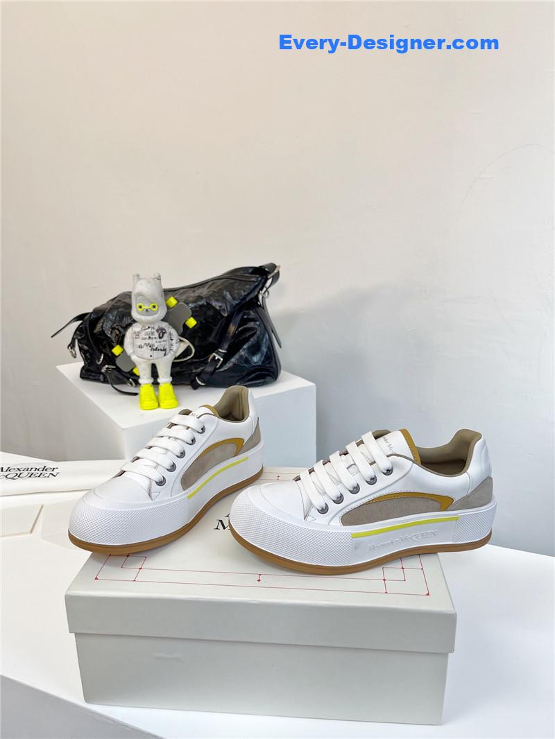 Alexander mcqueen retro sneakers skate shoes
