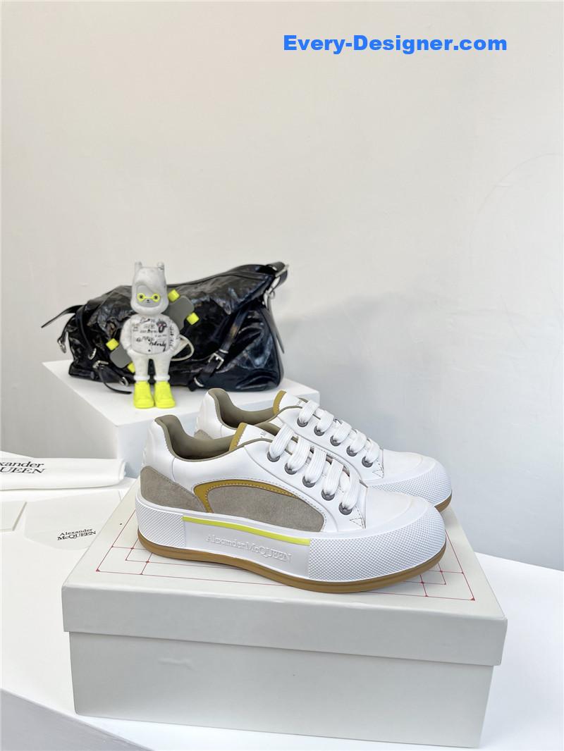 Alexander mcqueen retro sneakers skate shoes