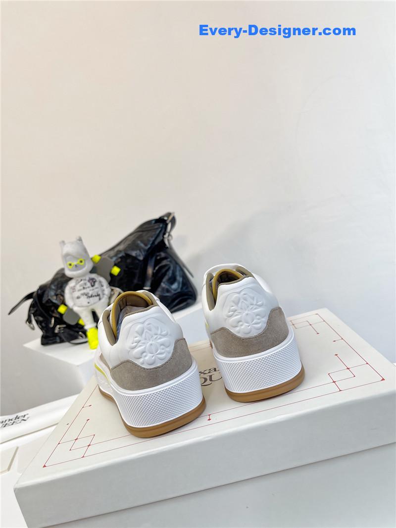 Alexander mcqueen retro sneakers skate shoes