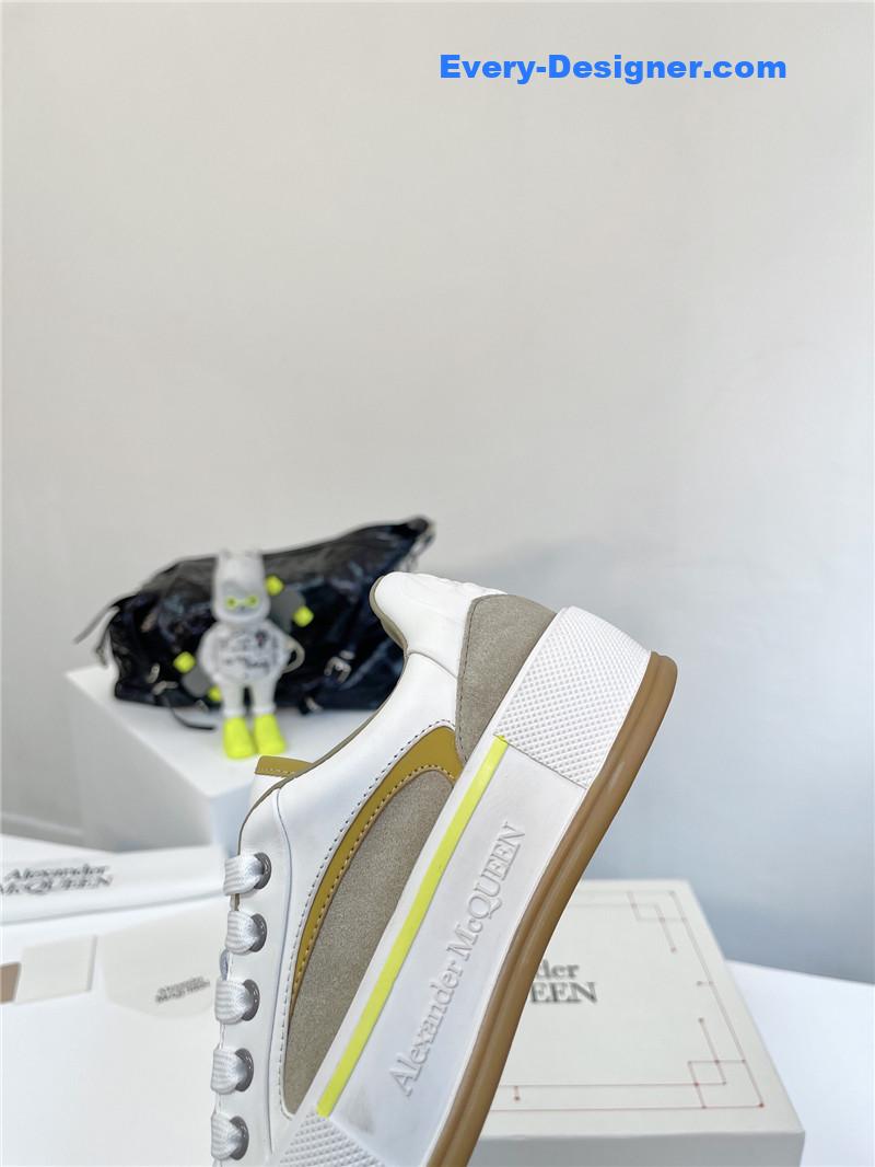 Alexander mcqueen retro sneakers skate shoes