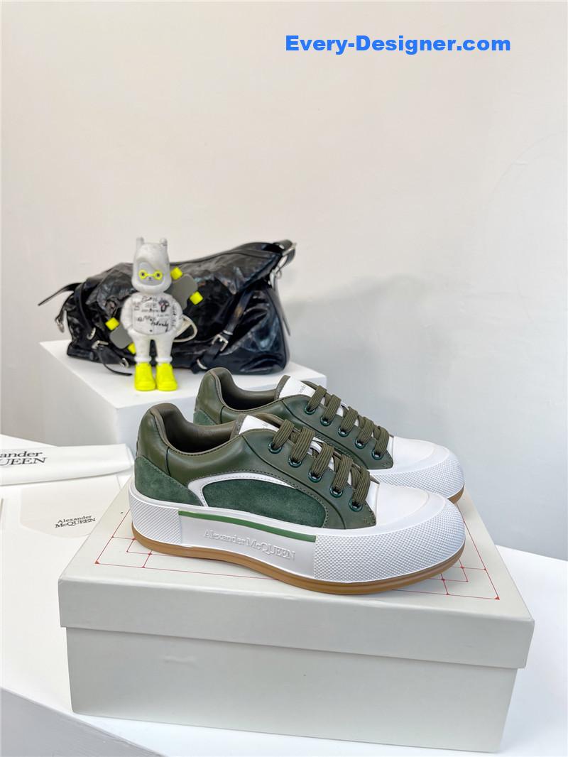 Alexander mcqueen retro sneakers skate shoes