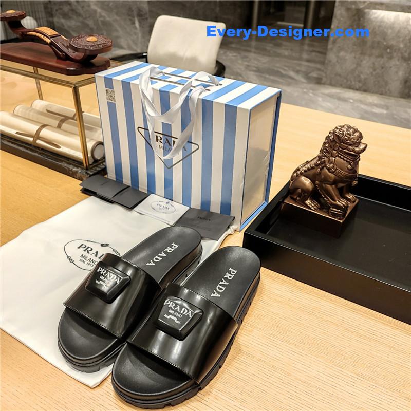 prada “trapezoid logo logo creative” bag buckle slippers