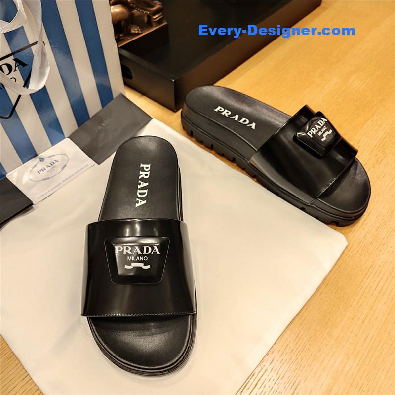 prada “trapezoid logo logo creative” bag buckle slippers