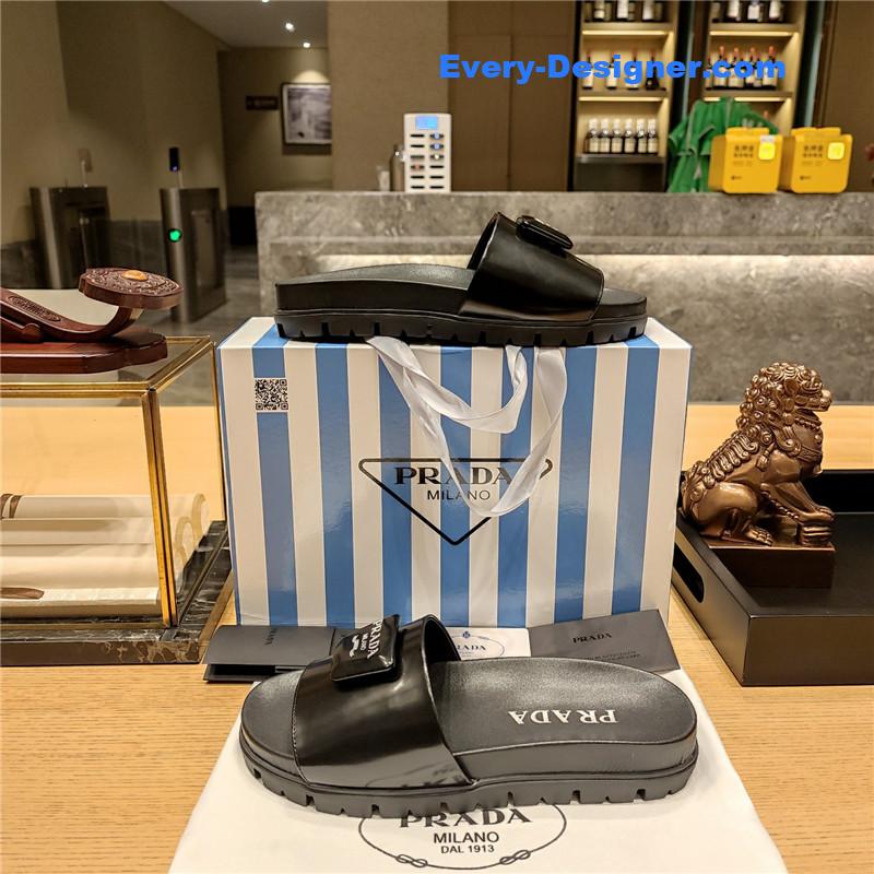 prada “trapezoid logo logo creative” bag buckle slippers