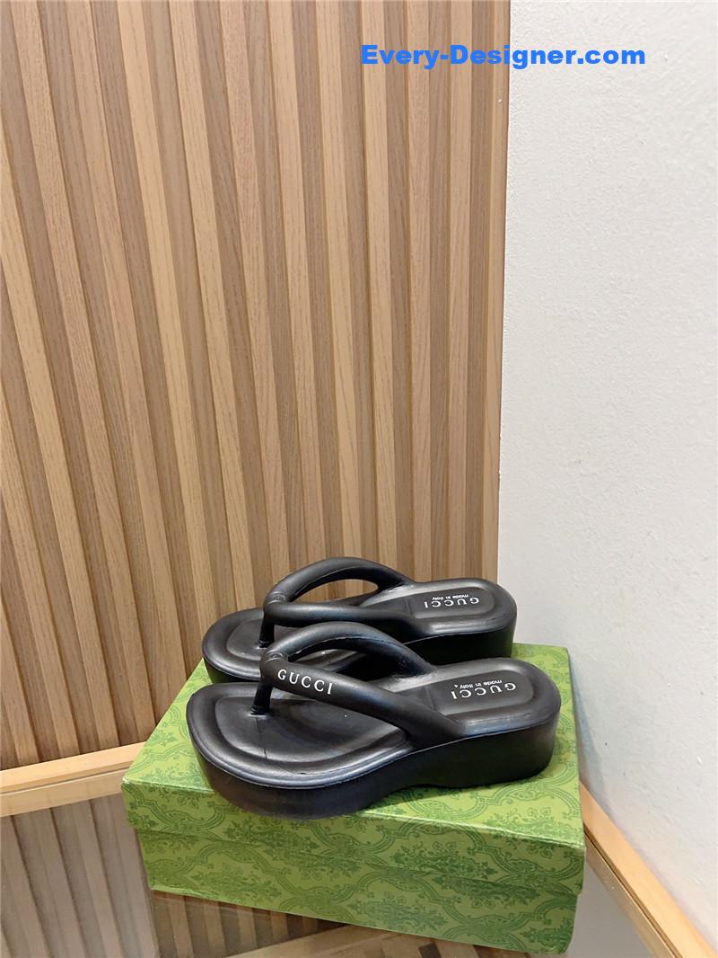 Gvc*1 new thick bottom flip flops