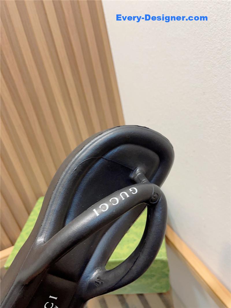 Gvc*1 new thick bottom flip flops