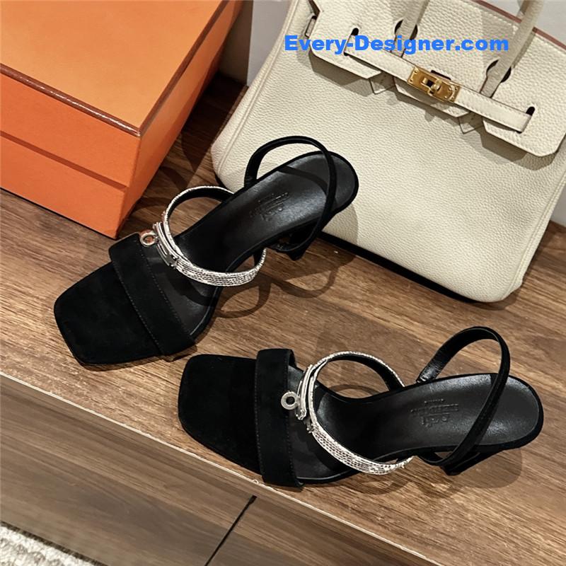 H**me5 glamor sandals