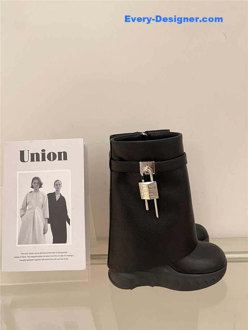 Givenchy Autumn/Winter Trendy Shark Boots