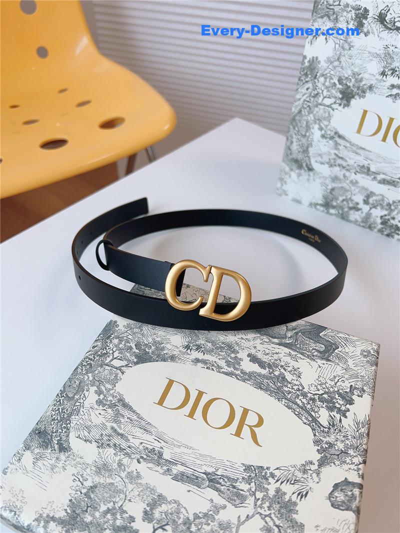 D10r saddle belt