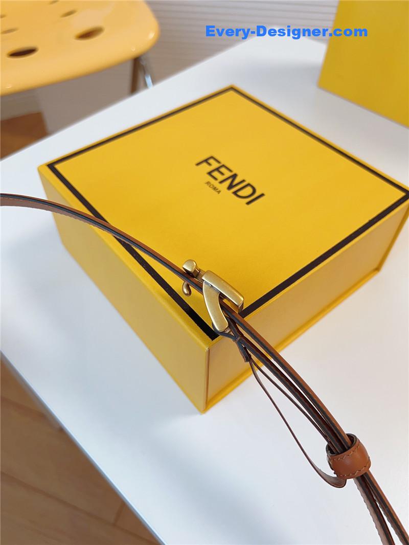 fendi women’s thin belt