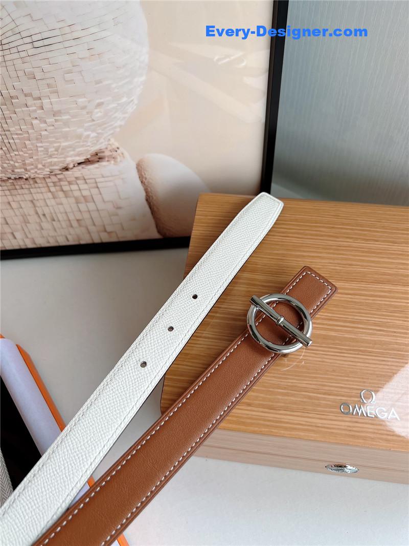 H**me5 mini belt with metal buckle