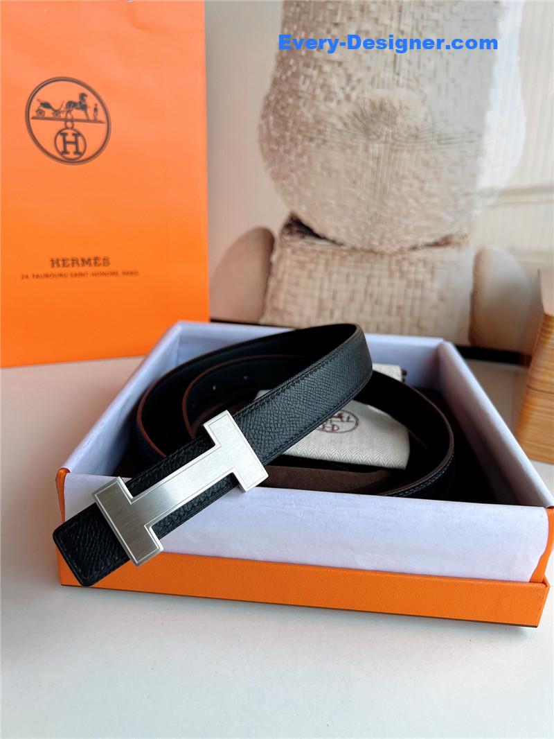 H**me5 mini belt with metal buckle