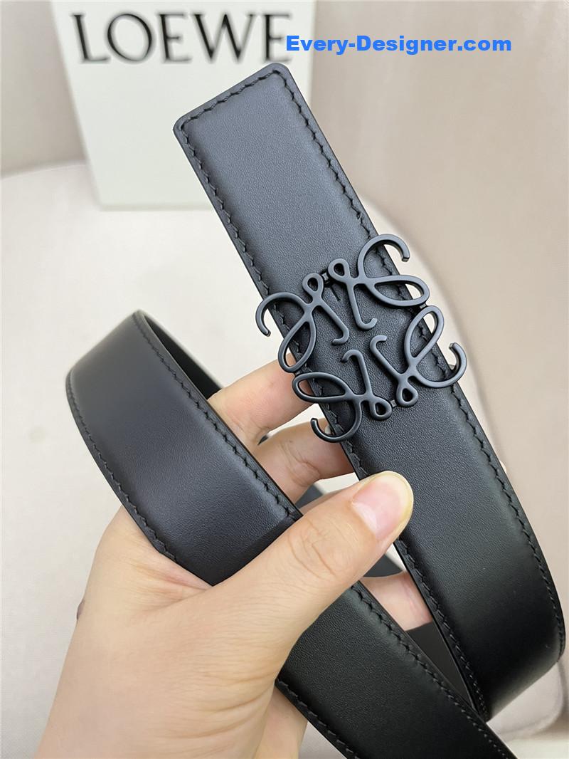 L0ew* simple and versatile belt