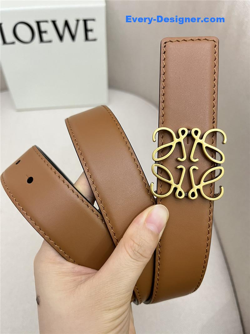 L0ew* simple and versatile belt