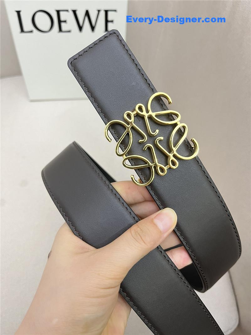 L0ew* simple and versatile belt