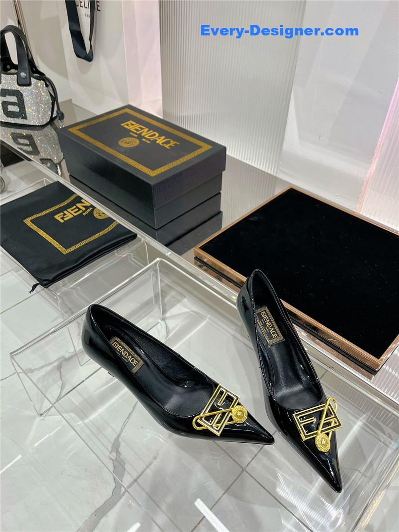 Versace simple temperament high heels