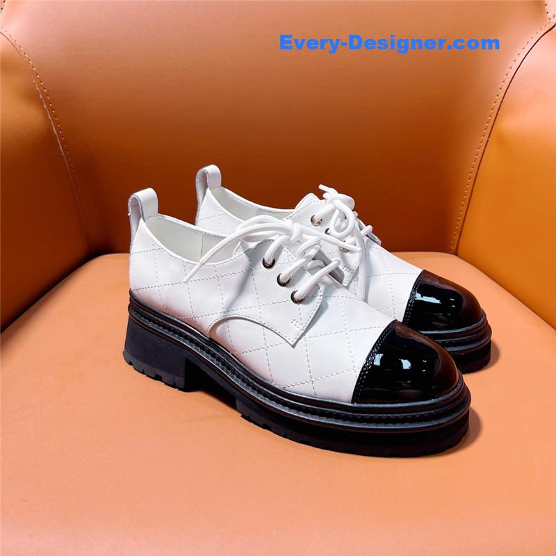 CC classic double C letter logo loafers