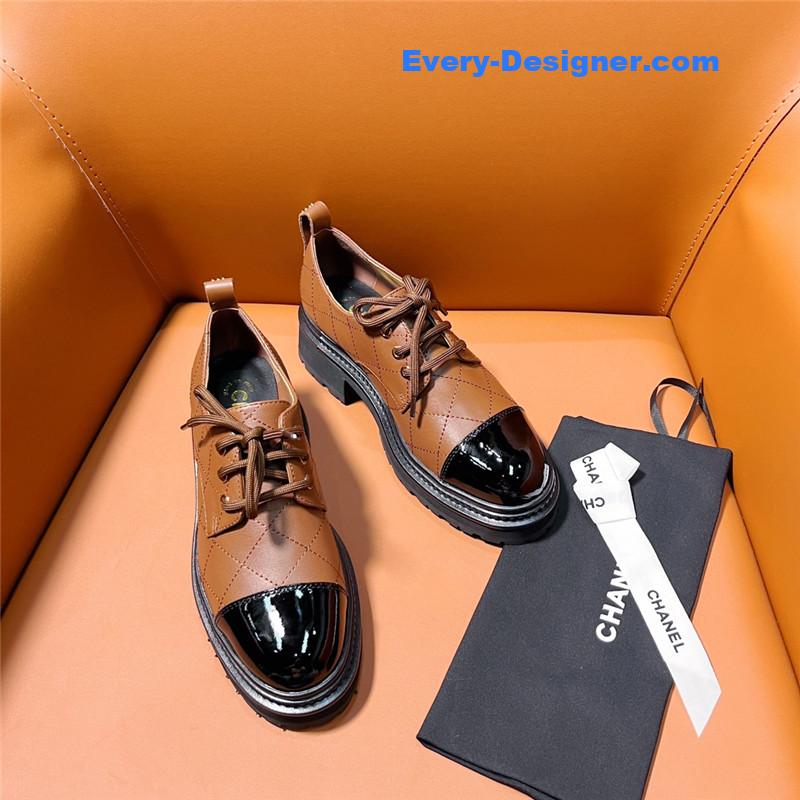 CC classic double C letter logo loafers