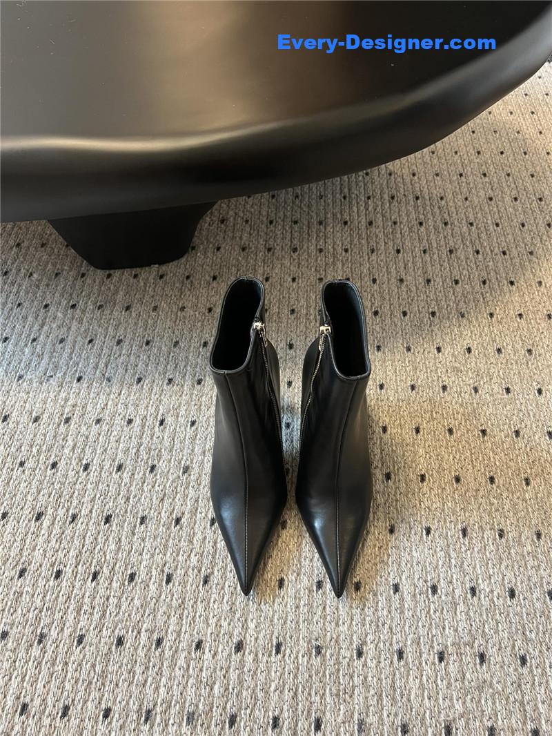 Ba1en*iaga pointed toe zip boots