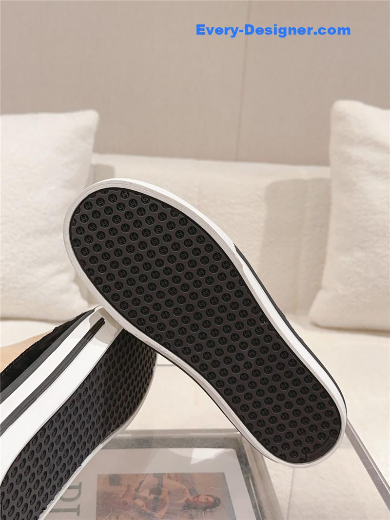 CC platform panda shoes