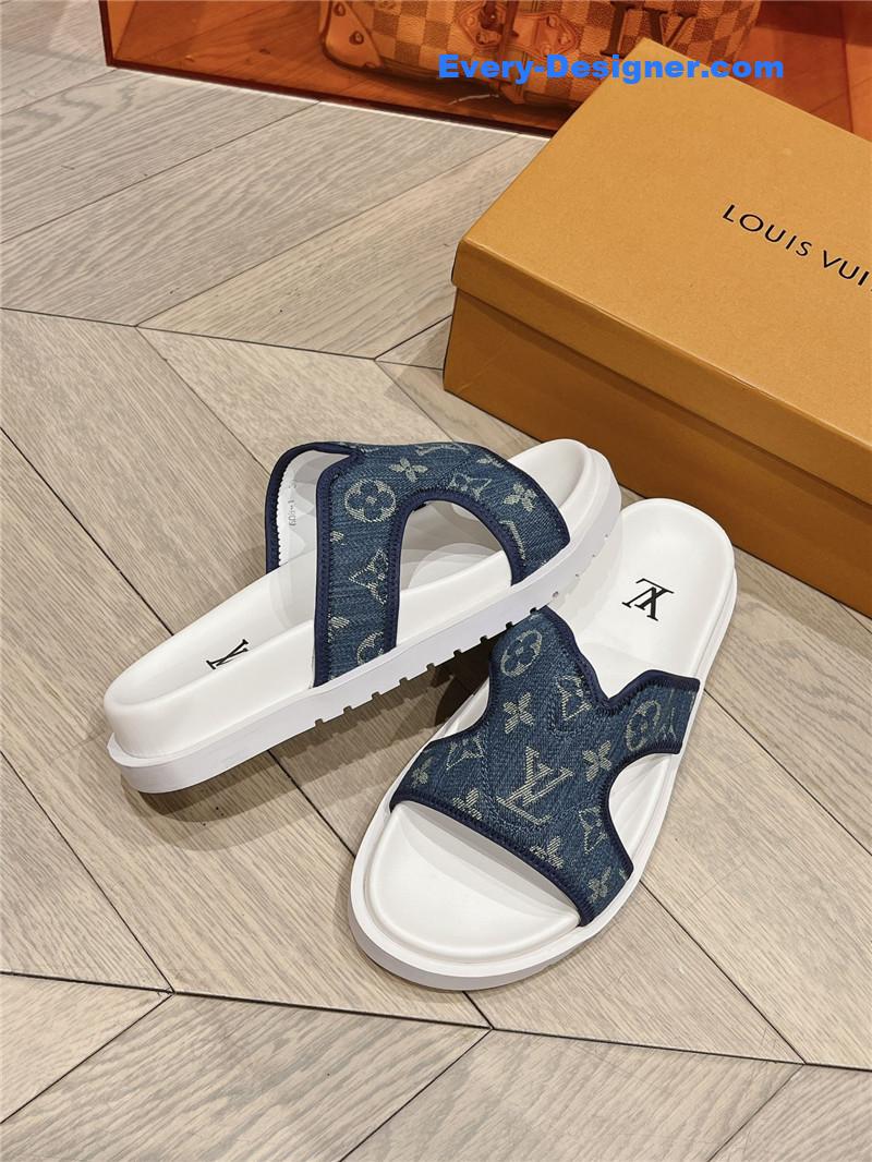 l0vis Vvtt0n lv summer all-match beach slippers