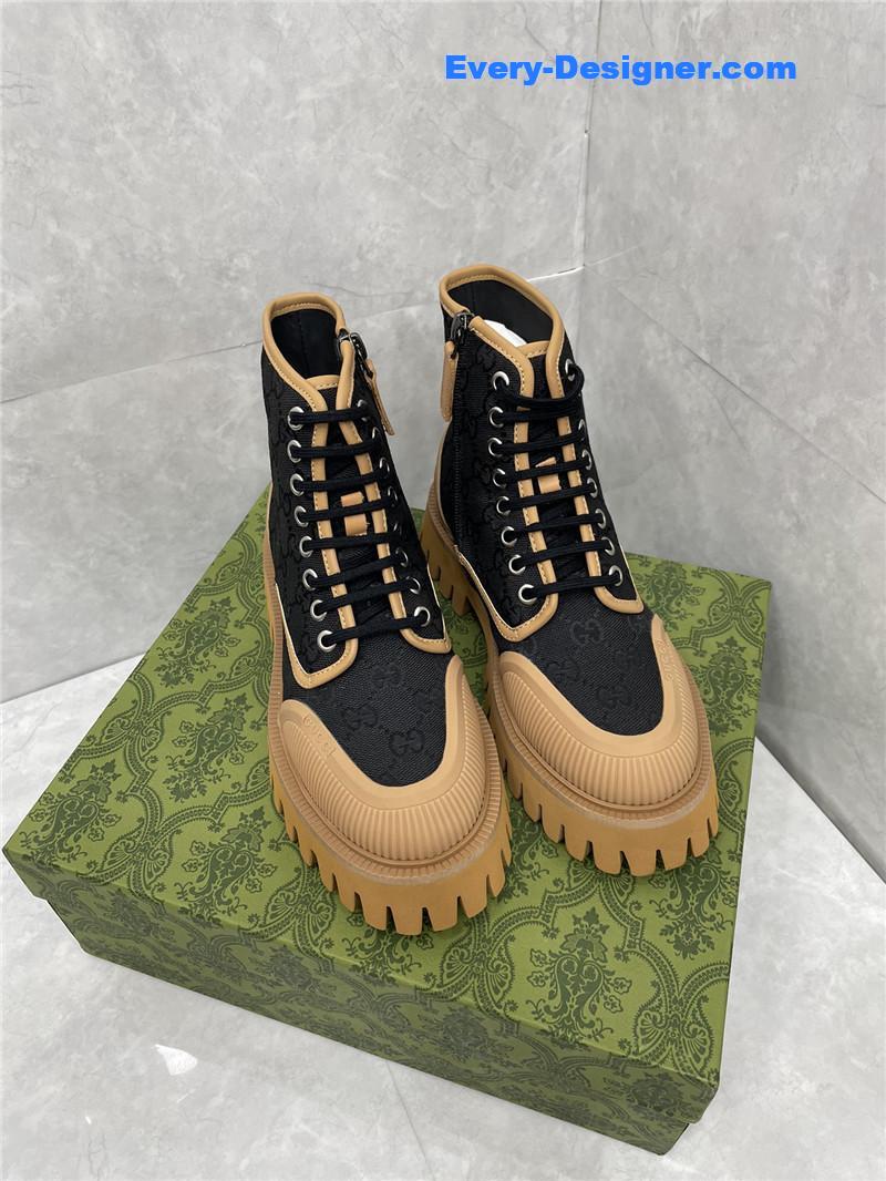 Gvc*1 side zipper martin boots