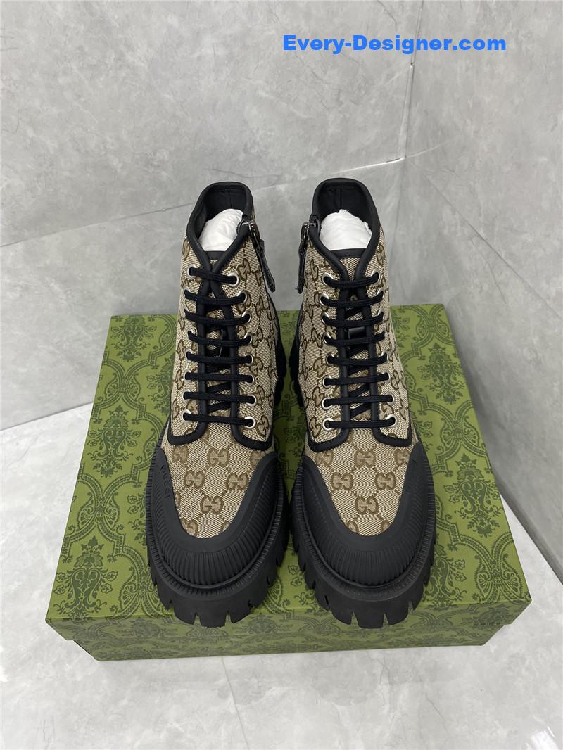 Gvc*1 side zipper martin boots