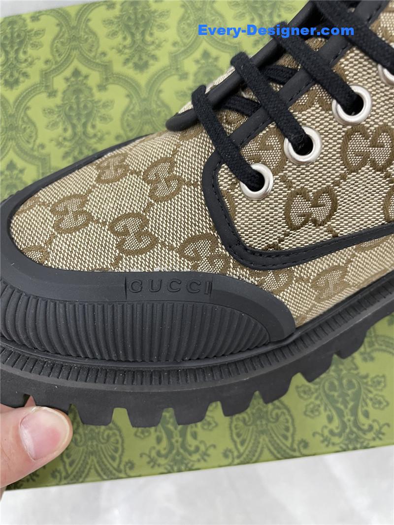 Gvc*1 side zipper martin boots