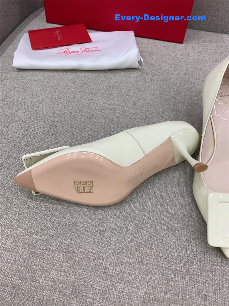 Roger vivier new leather buckle cat heel shoes