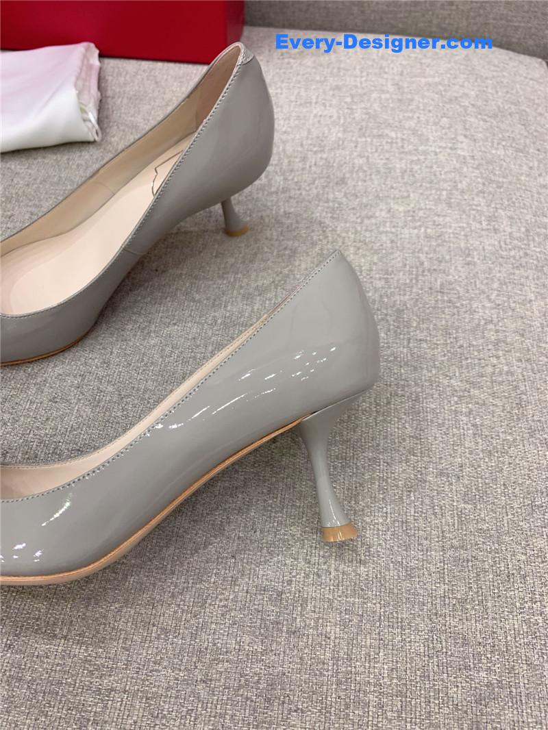 Roger vivier new leather buckle cat heel shoes