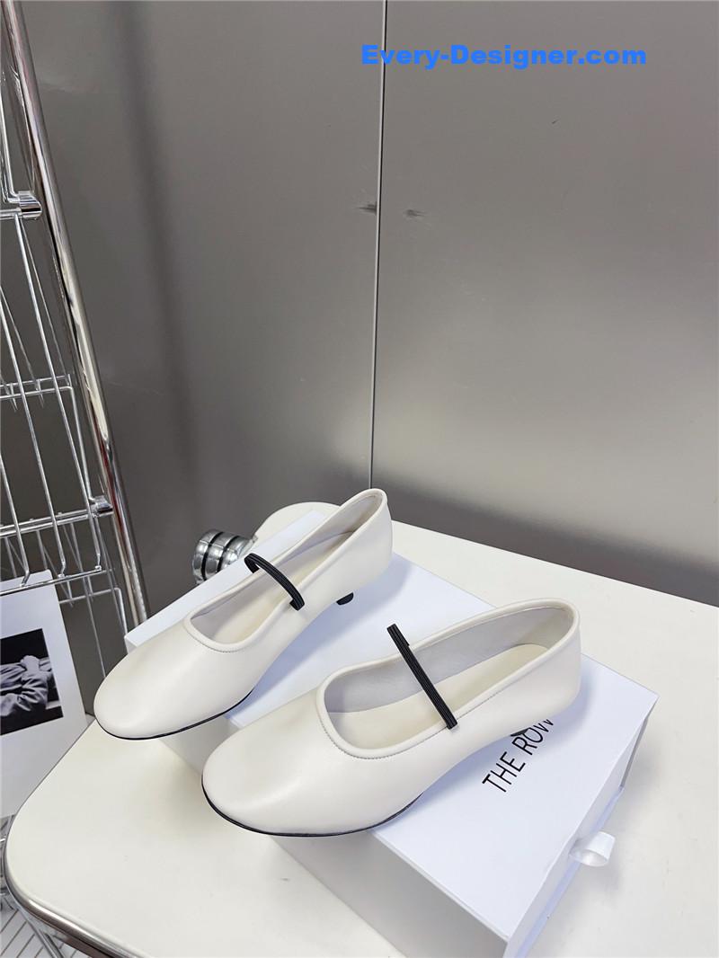 The R0w ballet flats