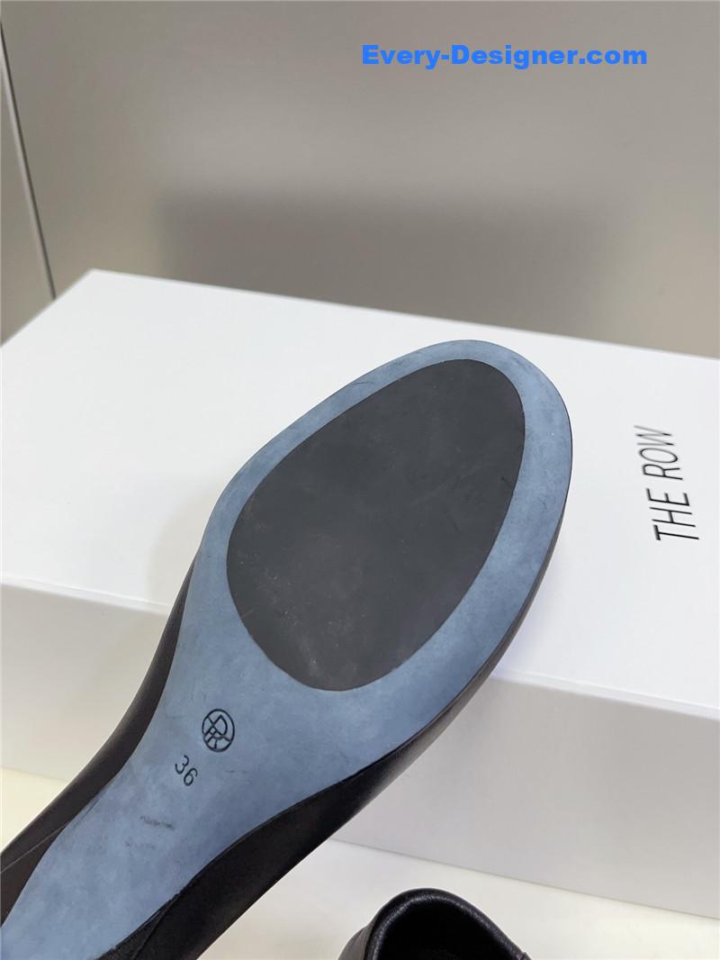 The R0w ballet flats