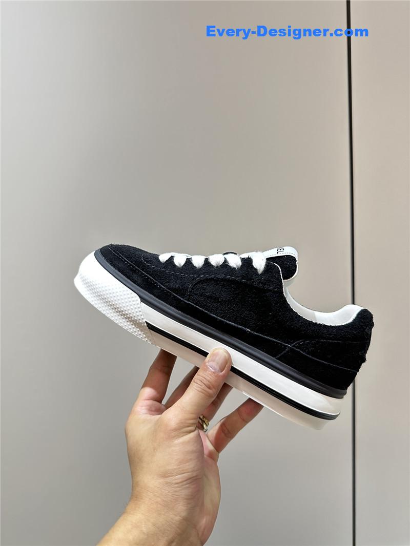 Ch**el classic sneakers