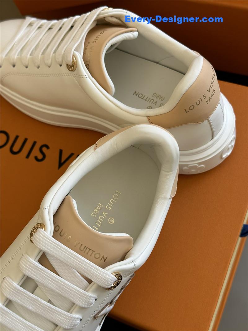 l0vis Vvtt0n lv classic platform sneakers