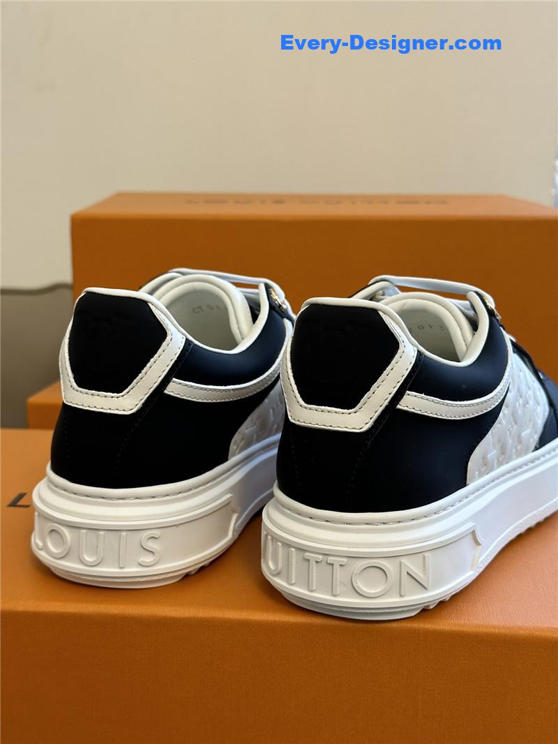 l0vis Vvtt0n lv classic platform sneakers