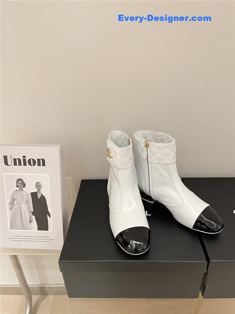 CC new round toe flat ankle boots