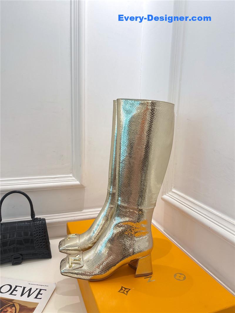 louis vuitton LV new V-shaped chunky heel boots