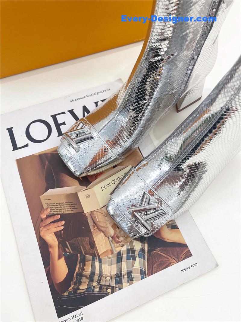 l0vis Vvtt0n lv new v-shaped chunky heel ankle boots