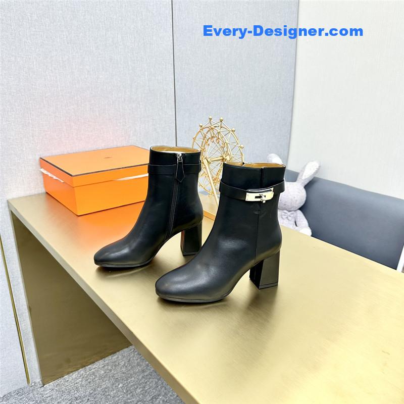 H**me5 classic boots