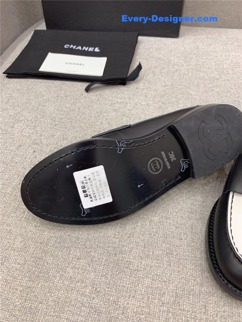 CC new double C buckle decorative loafers