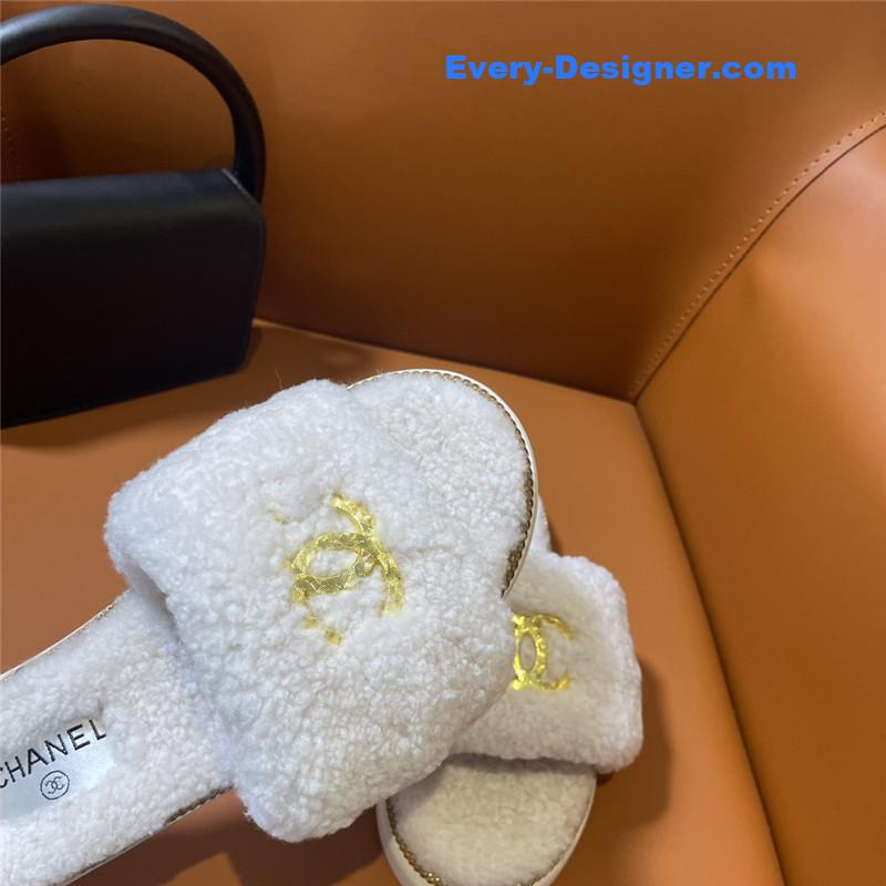 CC new fur slippers