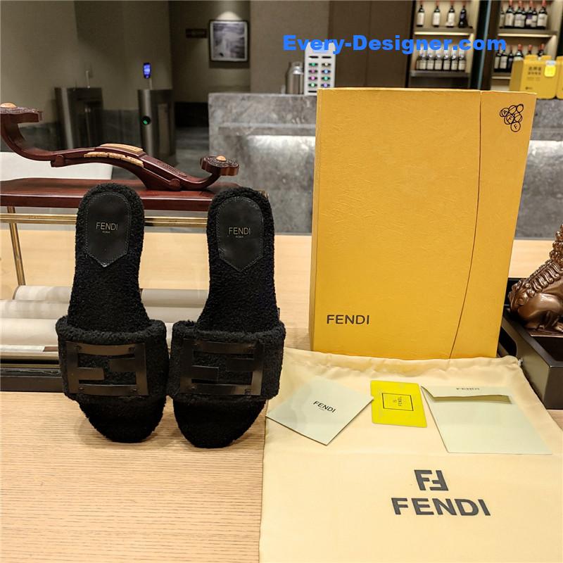 F**di lamb wool series slippers