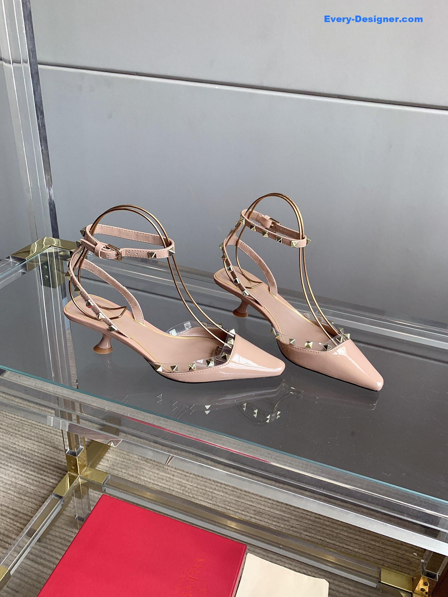 Va1e*ntin0 new rivet kitten heel sandals