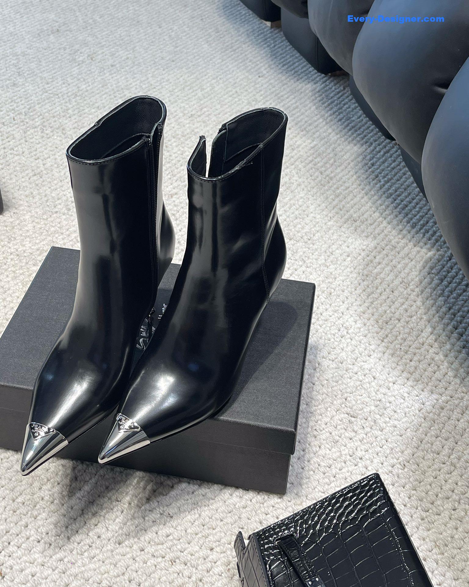 Pra*a autumn winter iron toe triangle logo ankle boots