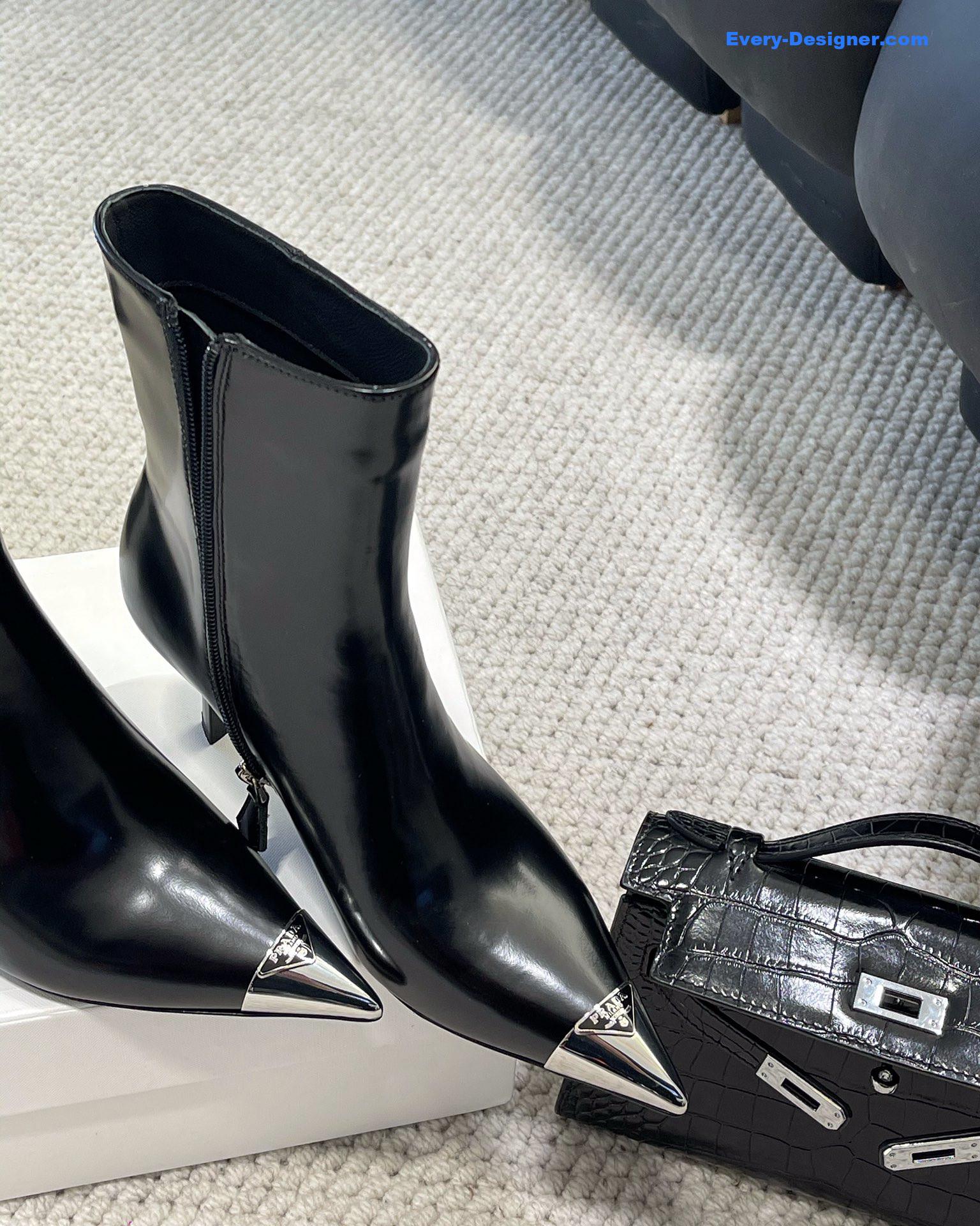 Pra*a autumn winter iron toe triangle logo ankle boots