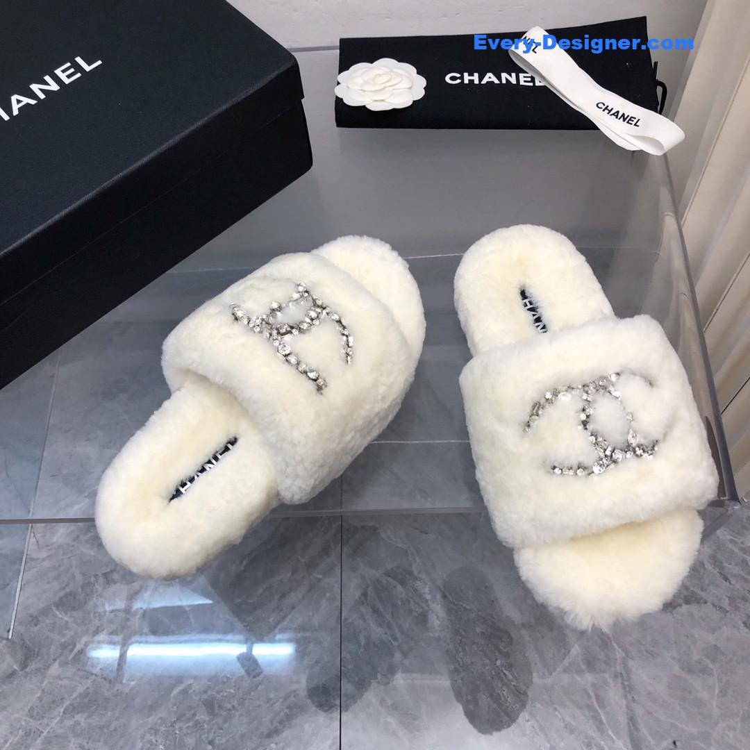 CC rhinestone hair drag