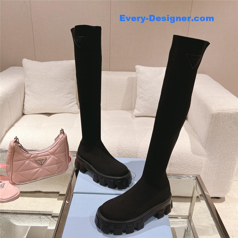 Pra*a new stretch boots