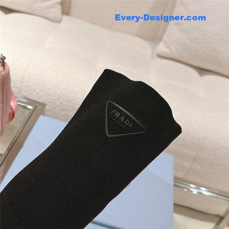 Pra*a new stretch boots