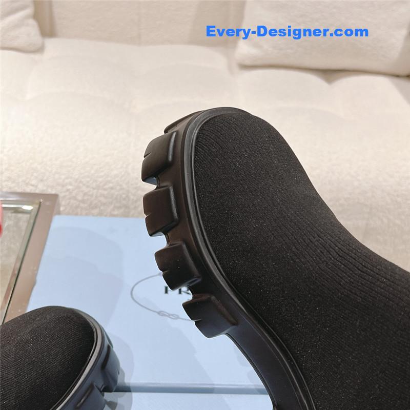 Pra*a new stretch boots