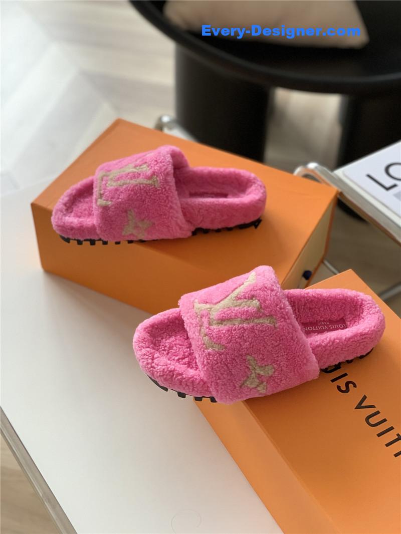 l0vis Vvtt0n lv new sheepskin wool slippers